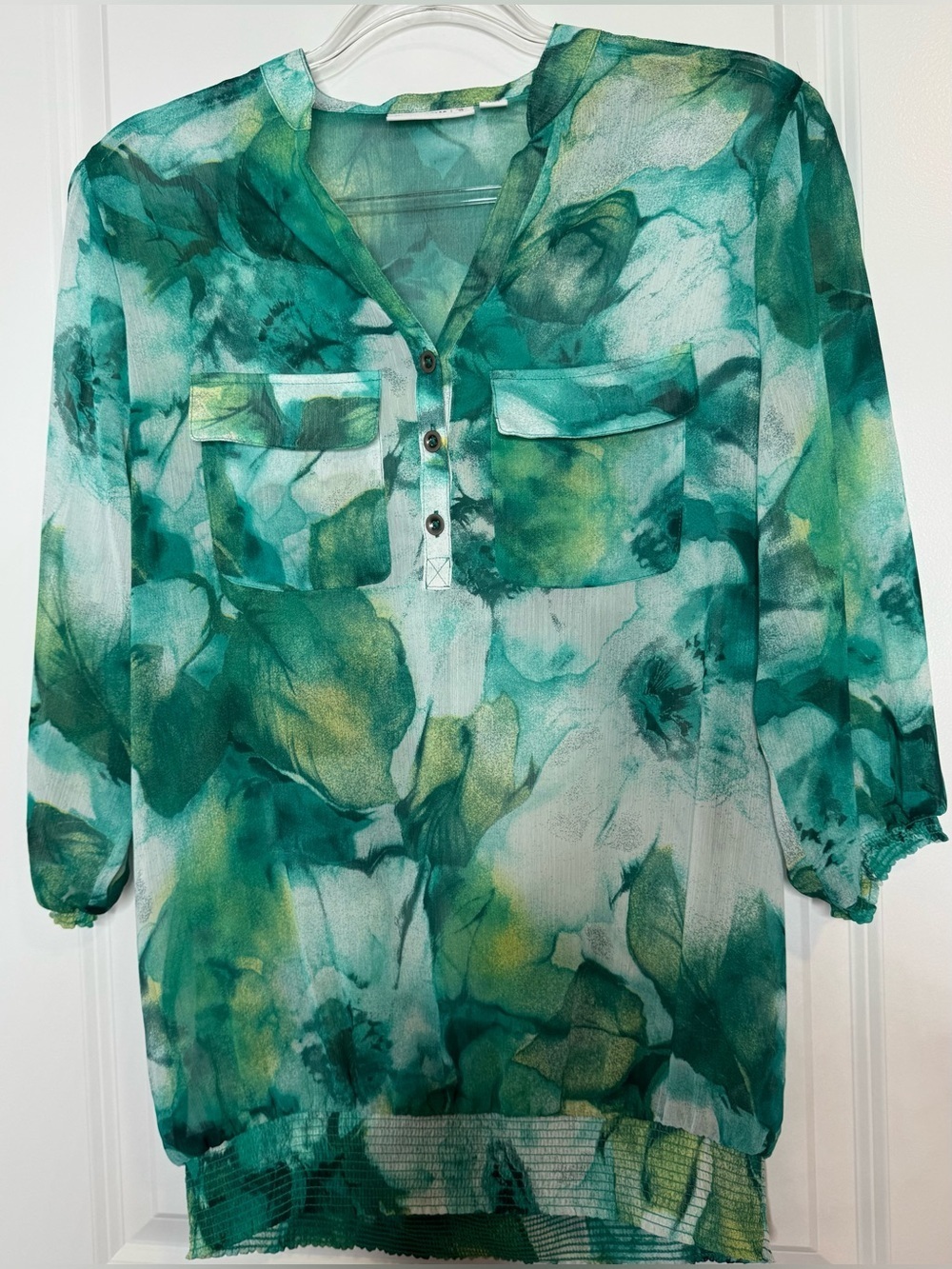 Susan Graver Green Watercolor floral Button-Neck Blouse sheer size small waist